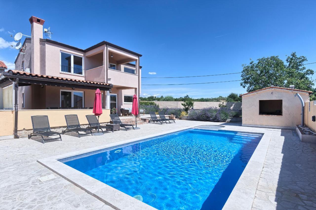 Villa Pascal Krnica Exterior photo